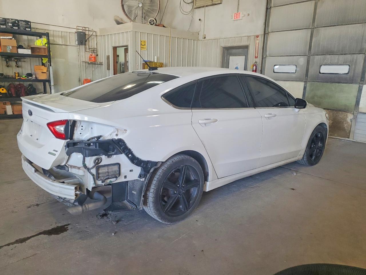 2016 FORD FUSION SE photo 3