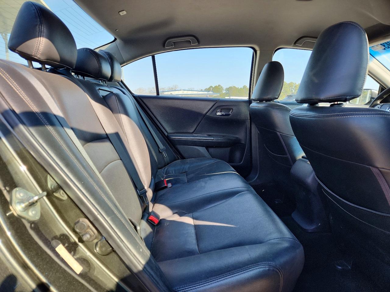 2014 HONDA ACCORD LX photo 28