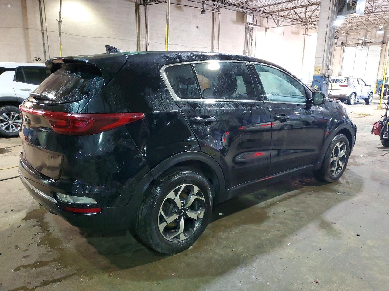 2021 KIA SPORTAGE LX photo 3