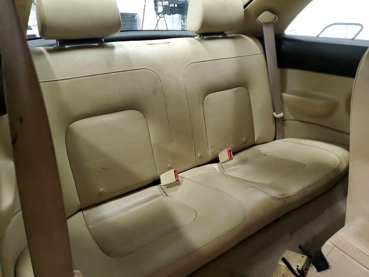 2005 VOLKSWAGEN NEW BEETLE GLS photo 19