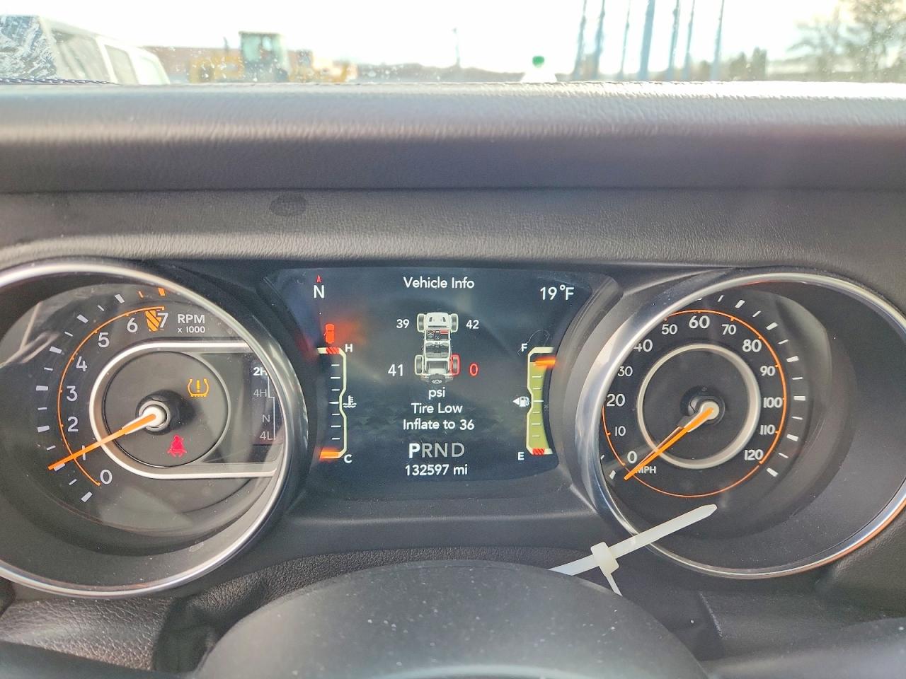 2018 JEEP WRANGLER UNLIMITED SAHARA photo 17