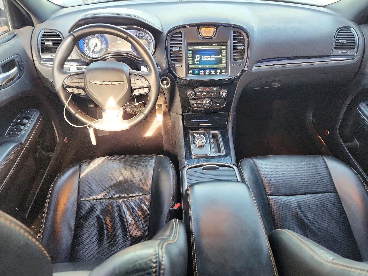 2018 CHRYSLER 300 S photo 8