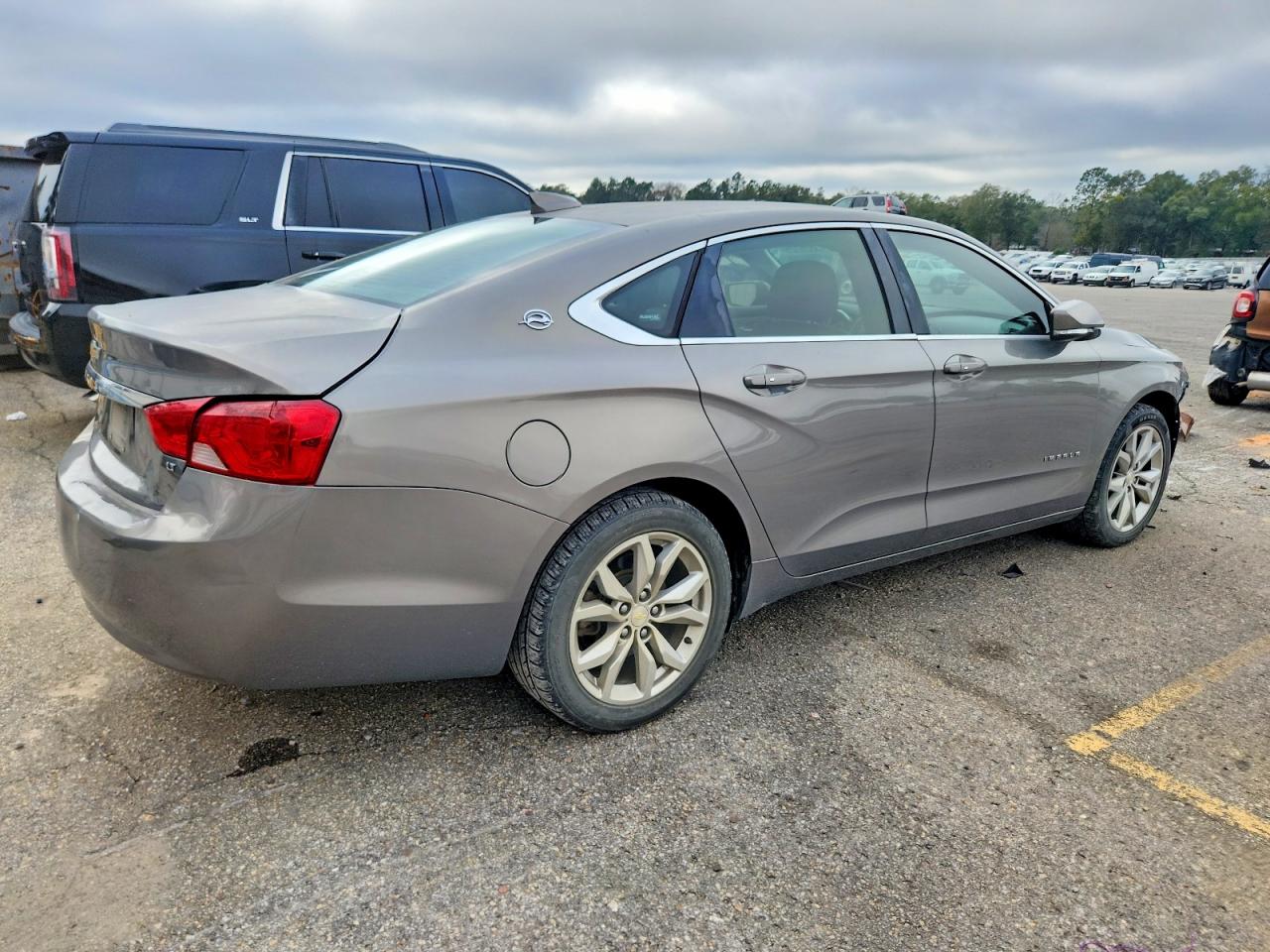 2018 CHEVROLET IMPALA LT photo 5