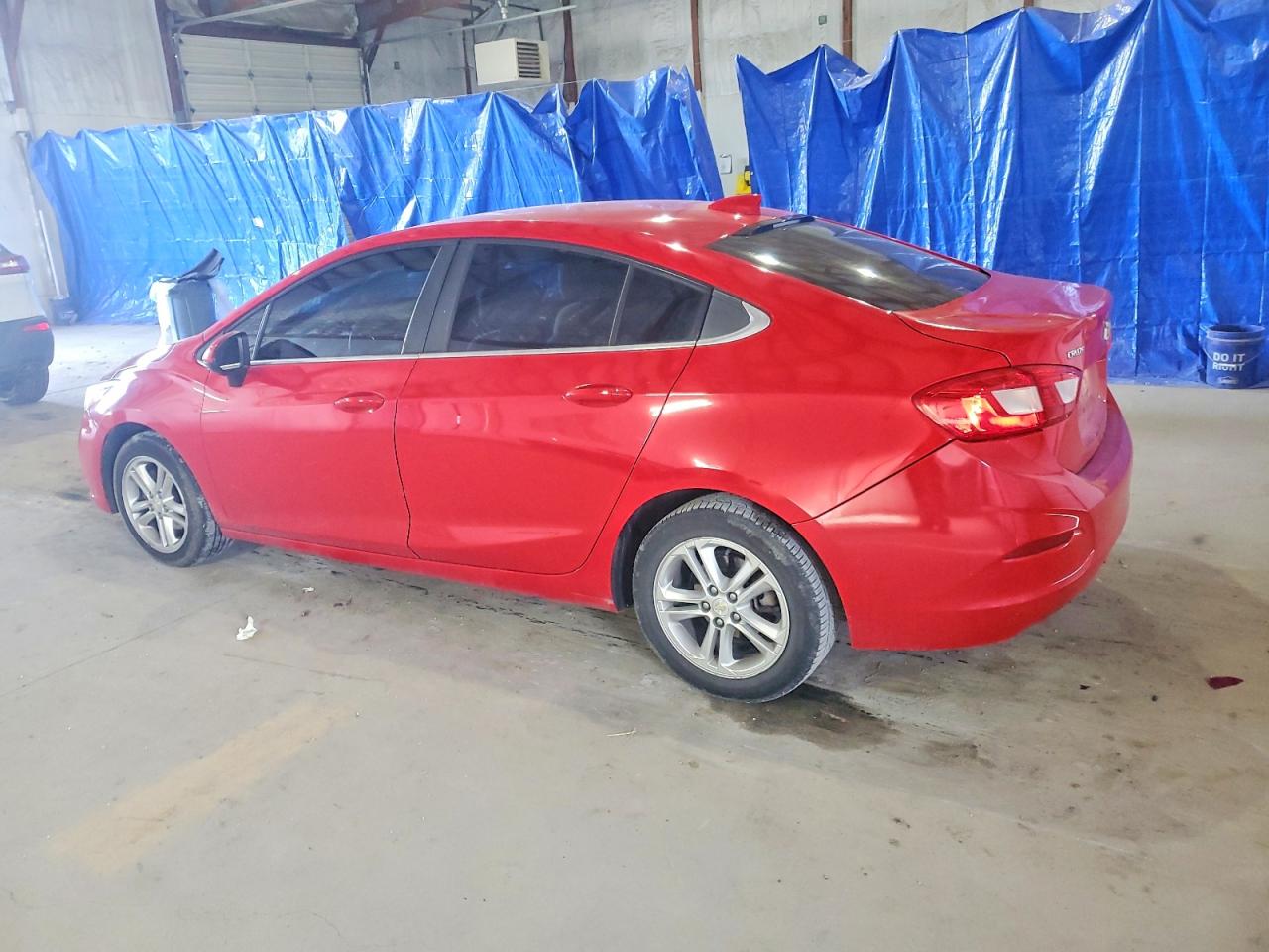 2016 CHEVROLET CRUZE LT photo 2