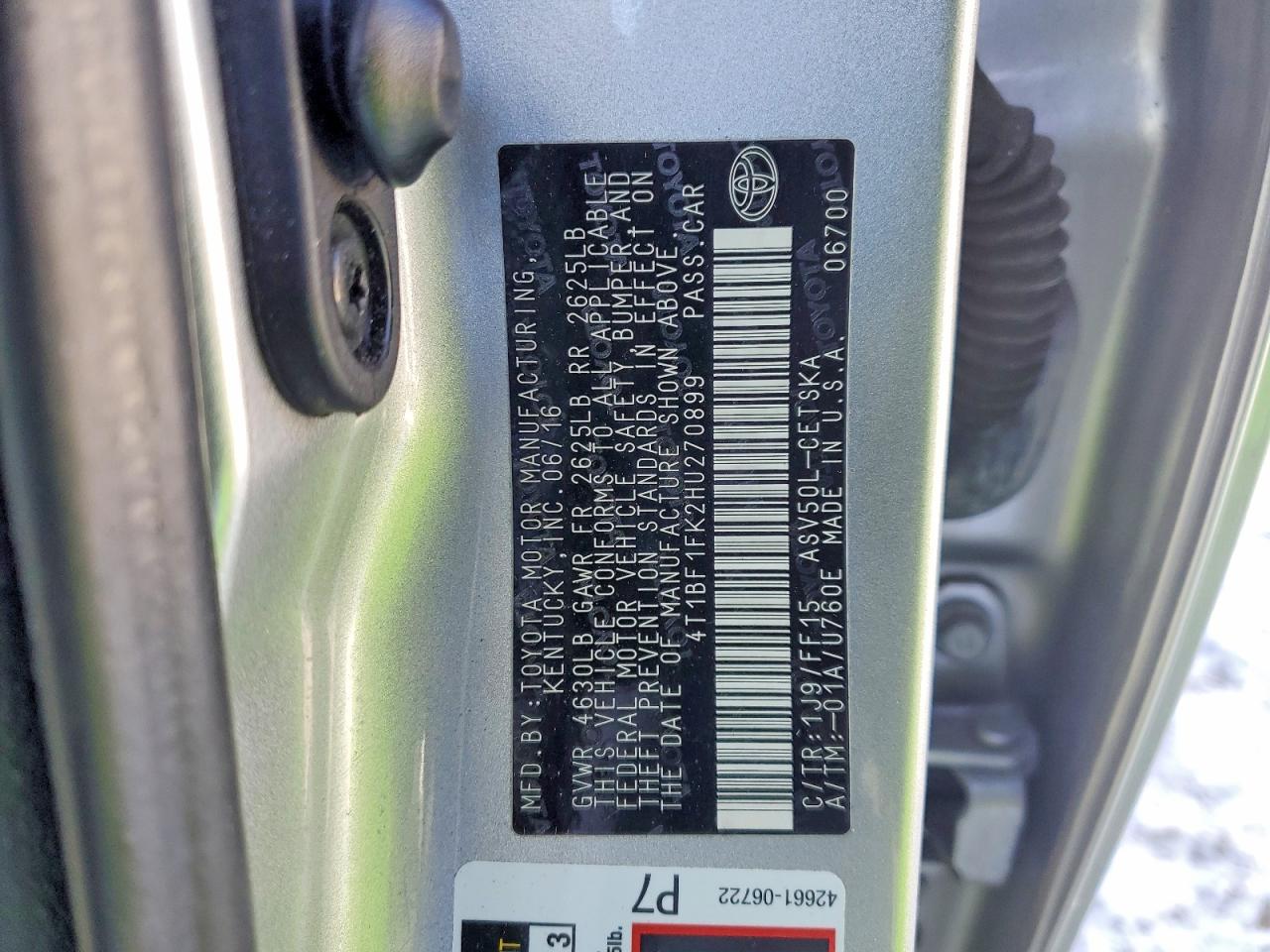 2017 TOYOTA CAMRY SE photo 12
