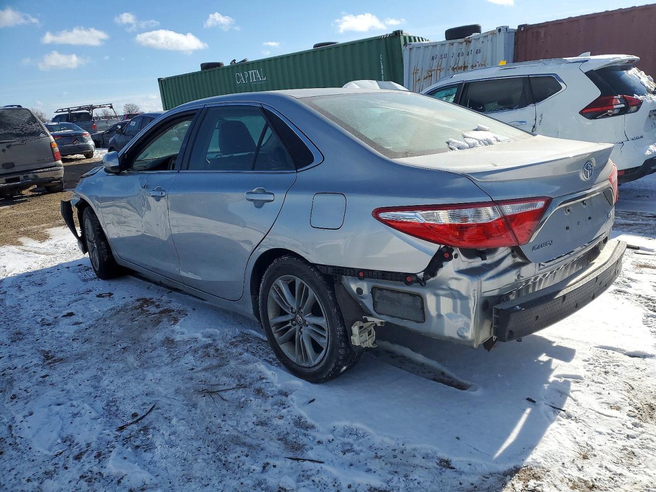 2017 TOYOTA CAMRY SE photo 2