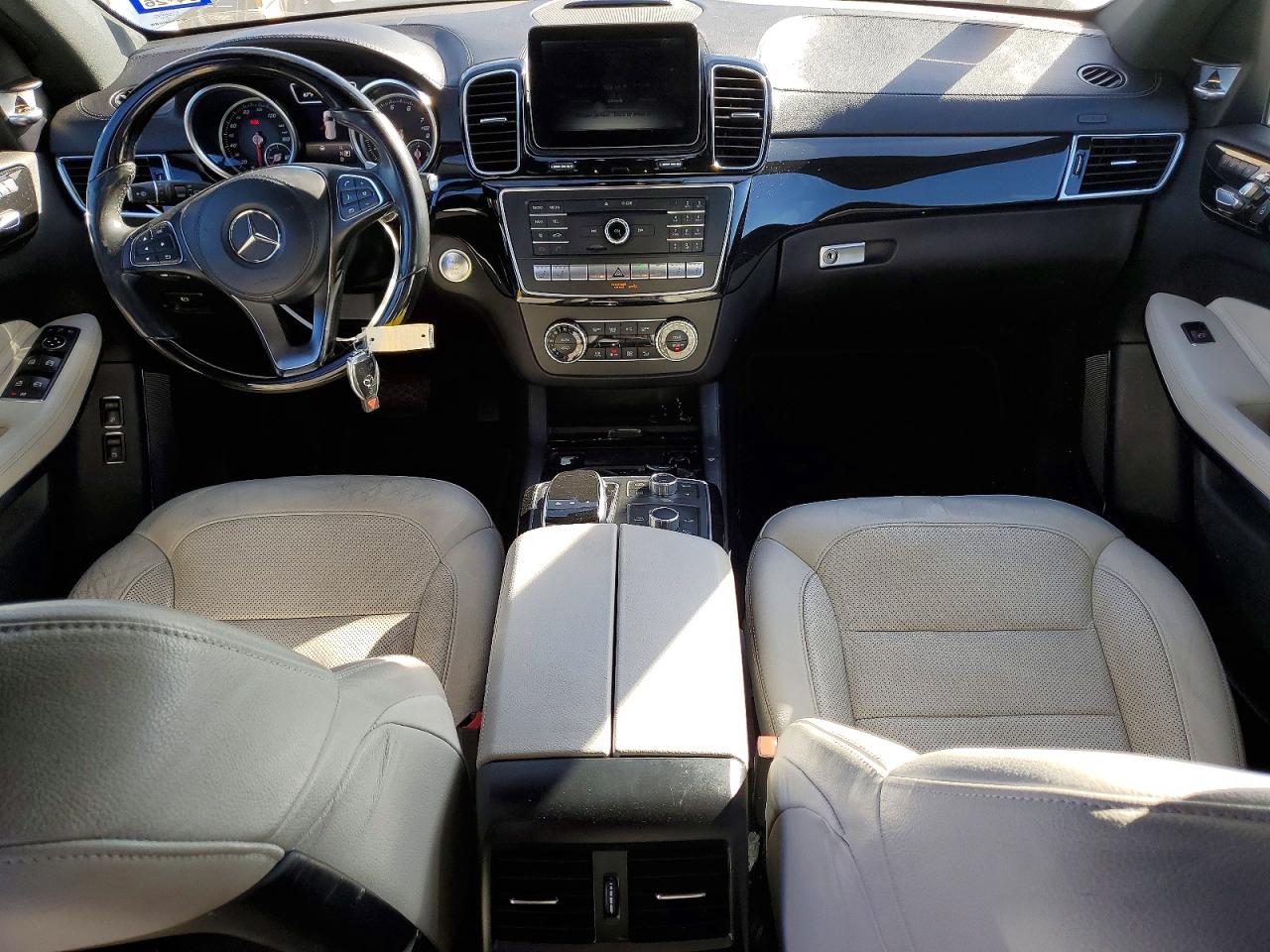 2017 MERCEDES-BENZ GLS 550 4MATIC photo 15