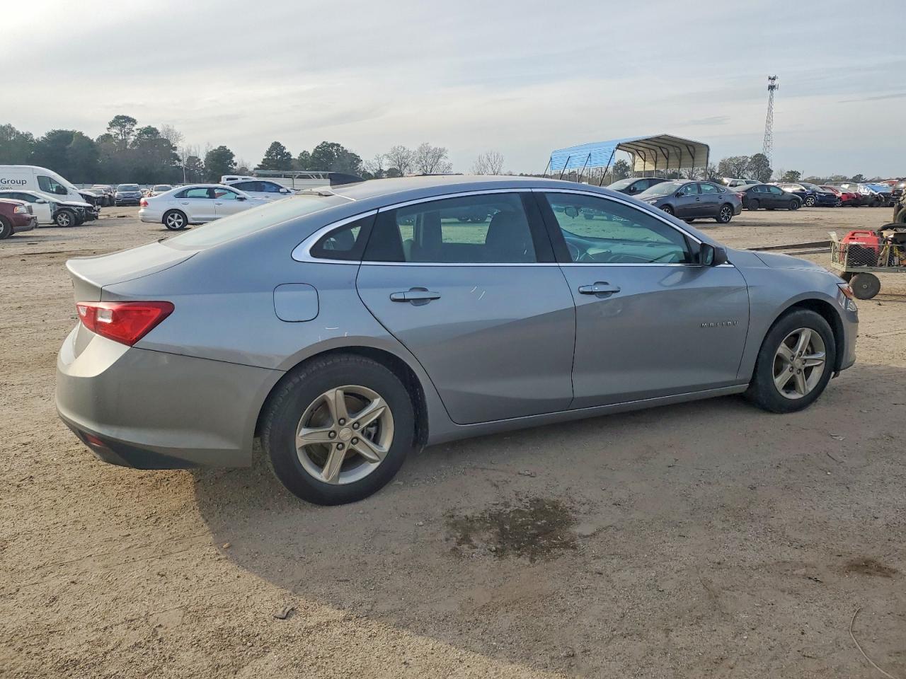 2023 CHEVROLET MALIBU LS photo 5