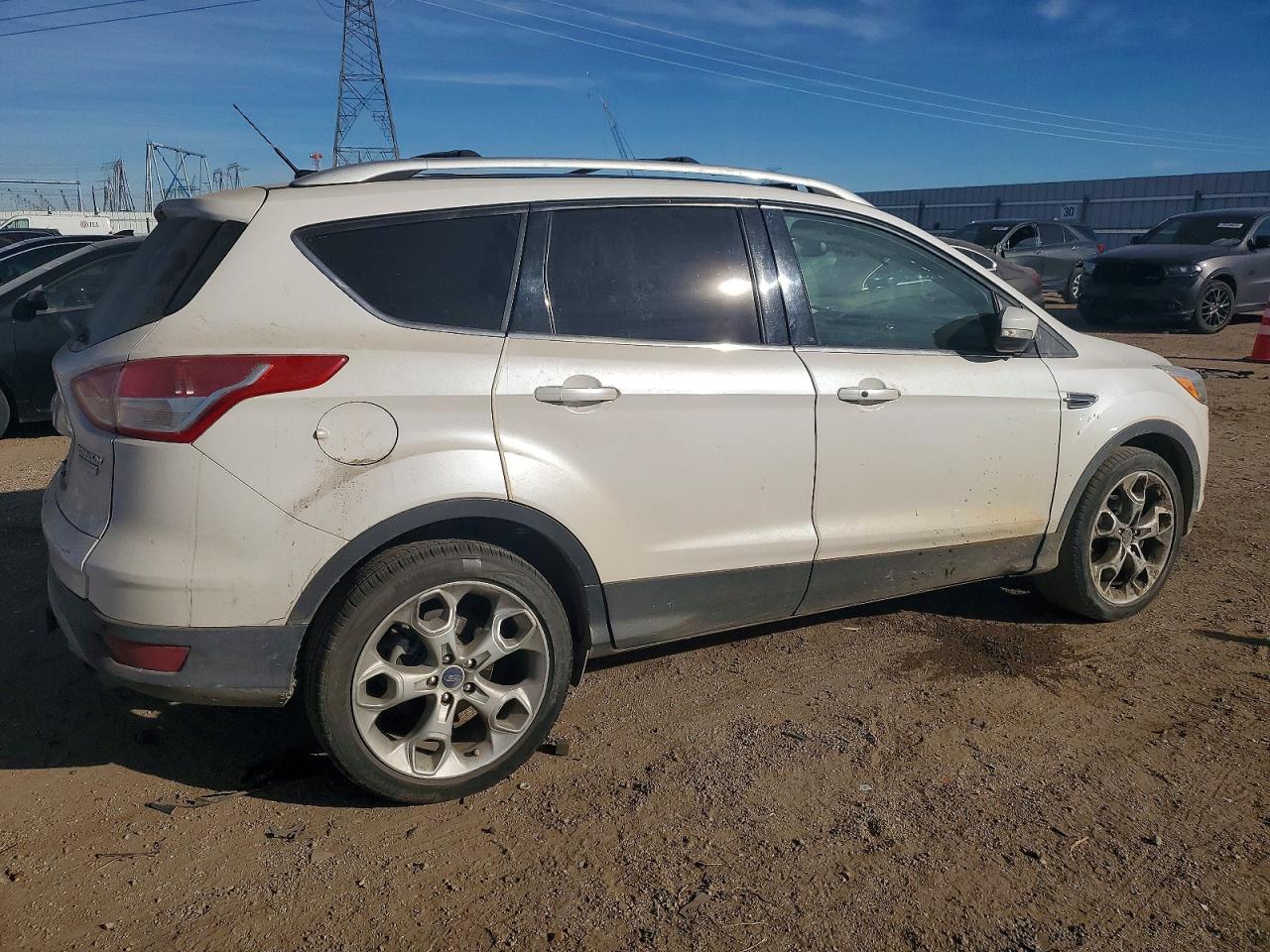 2016 FORD ESCAPE TITANIUM photo 5