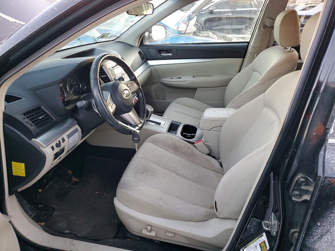 2011 SUBARU OUTBACK 2.5I PREMIUM photo 13