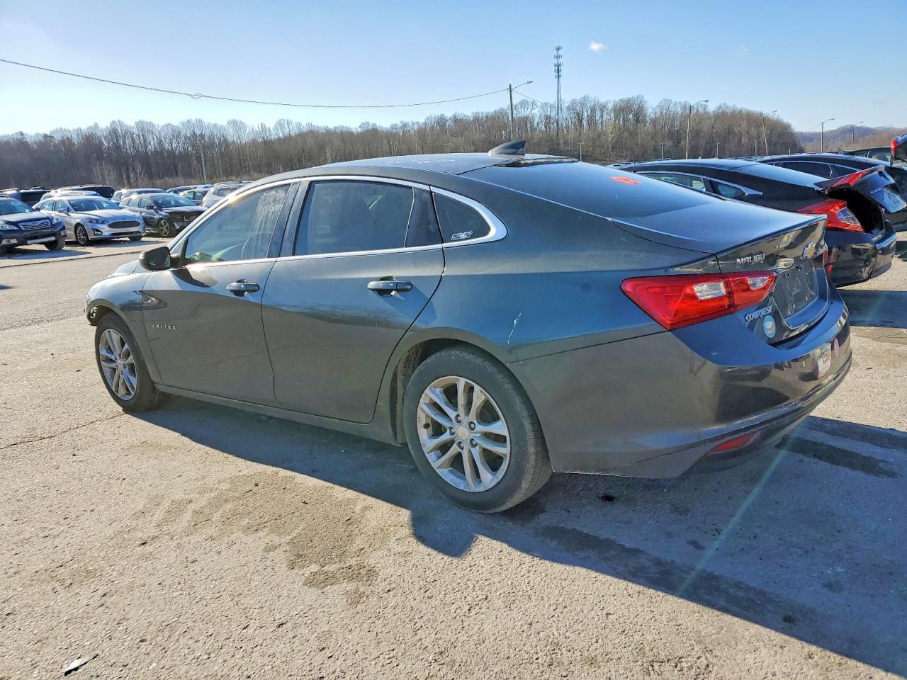 2017 CHEVROLET MALIBU LT photo 3
