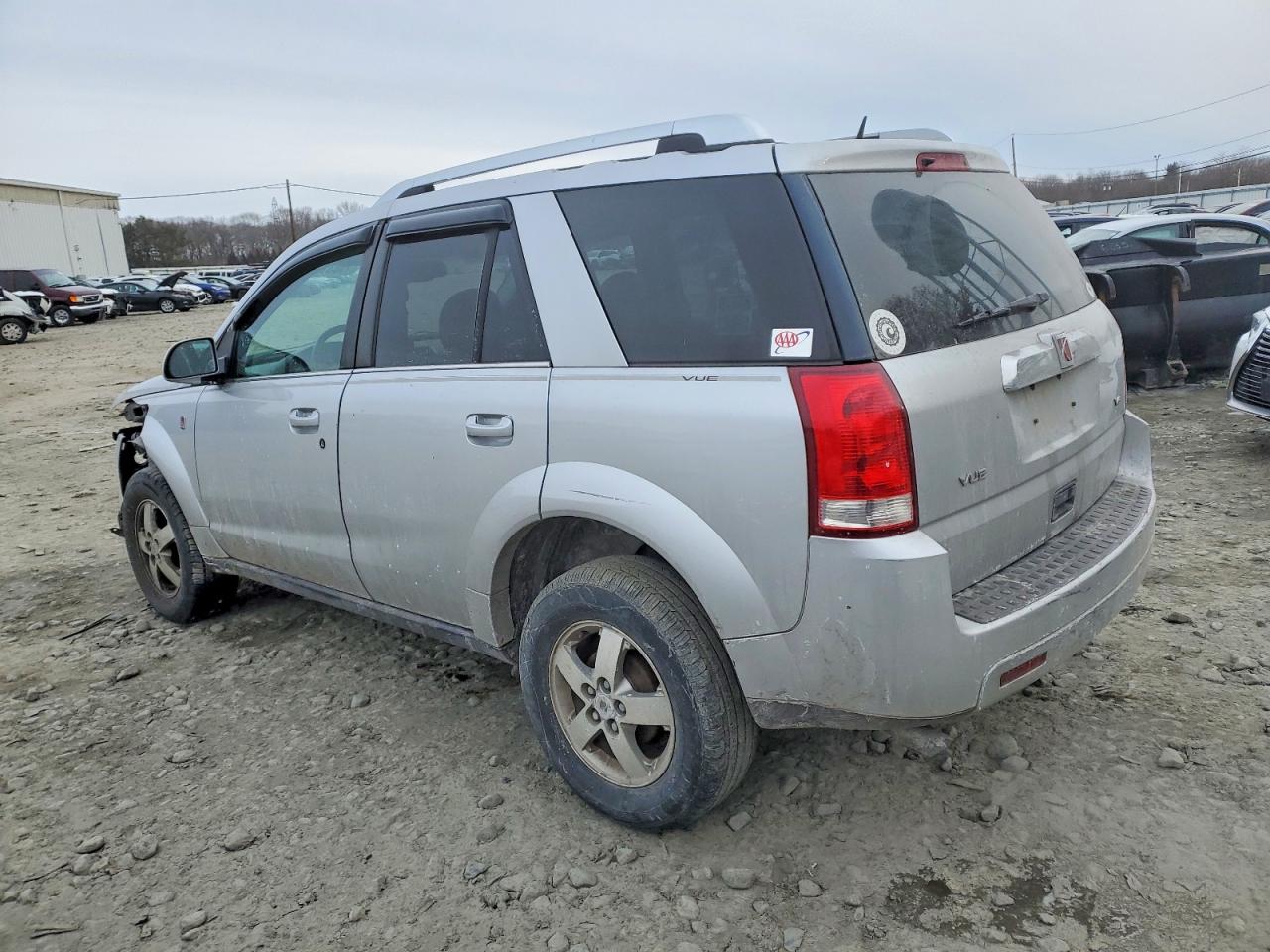 2007 SATURN VUE photo 2