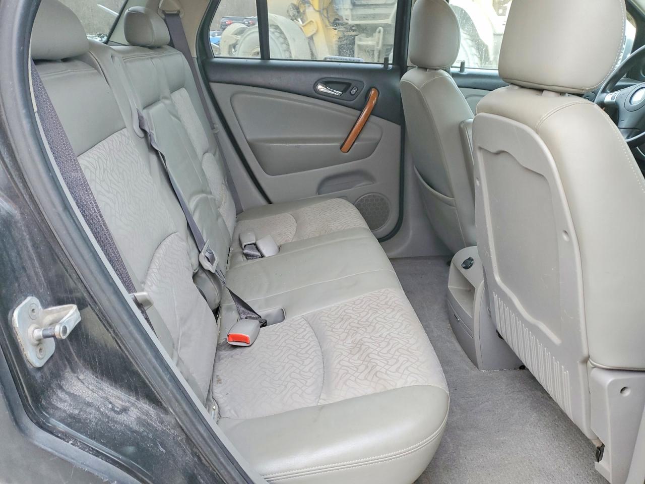 2007 SATURN VUE photo 11