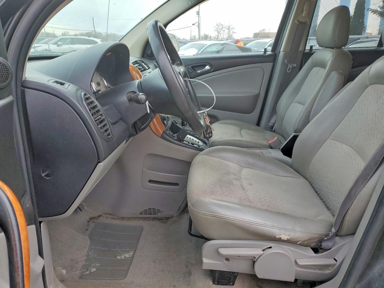 2007 SATURN VUE photo 7