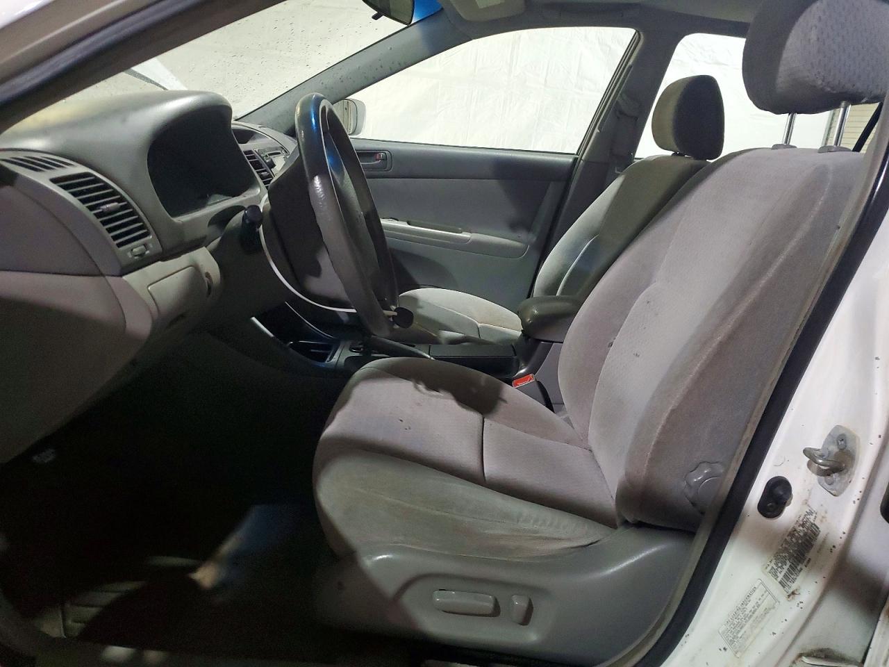 2003 TOYOTA CAMRY LE V6 photo 7