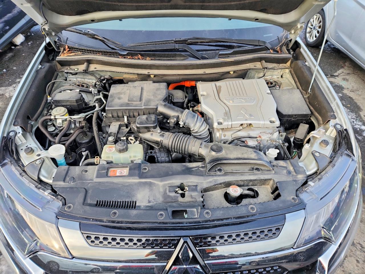 2019 MITSUBISHI OUTLANDER SEL photo 12