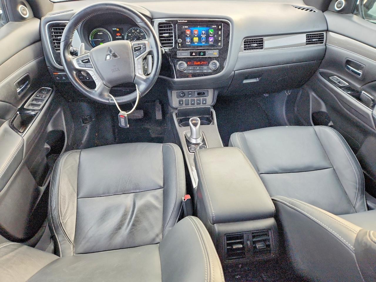 2019 MITSUBISHI OUTLANDER SEL photo 8