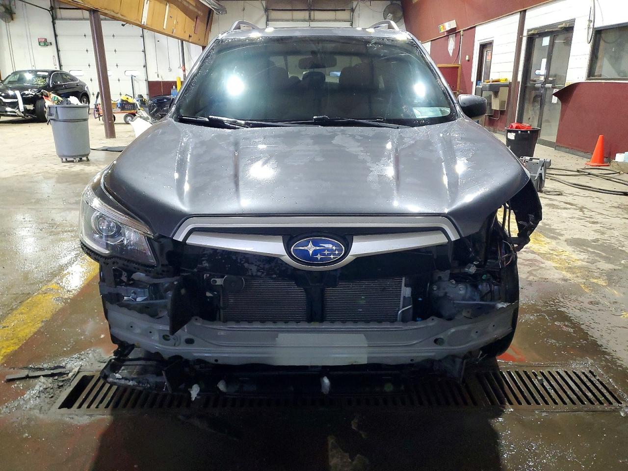 2020 SUBARU FORESTER photo 13