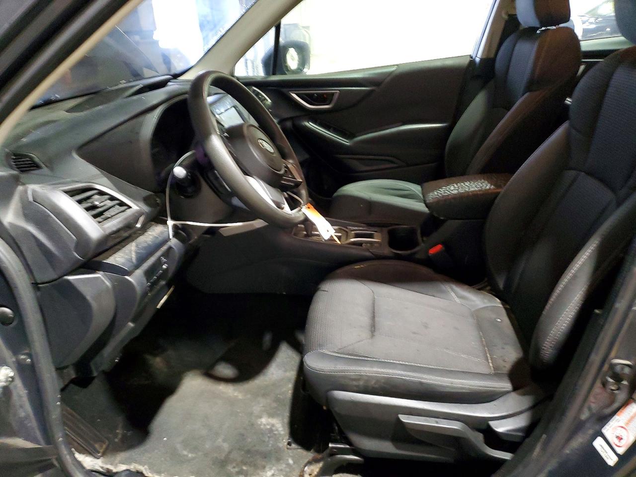 2020 SUBARU FORESTER photo 19