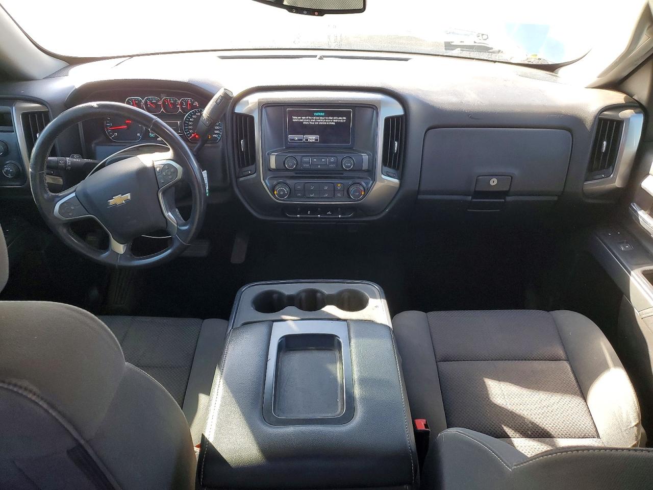 2018 CHEVROLET SILVERADO K1500 LT photo 8