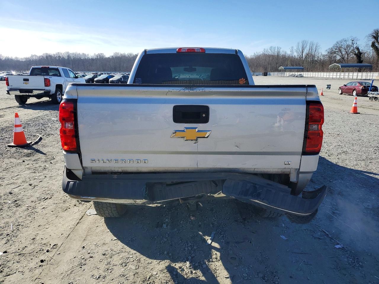 2018 CHEVROLET SILVERADO K1500 LT photo 6