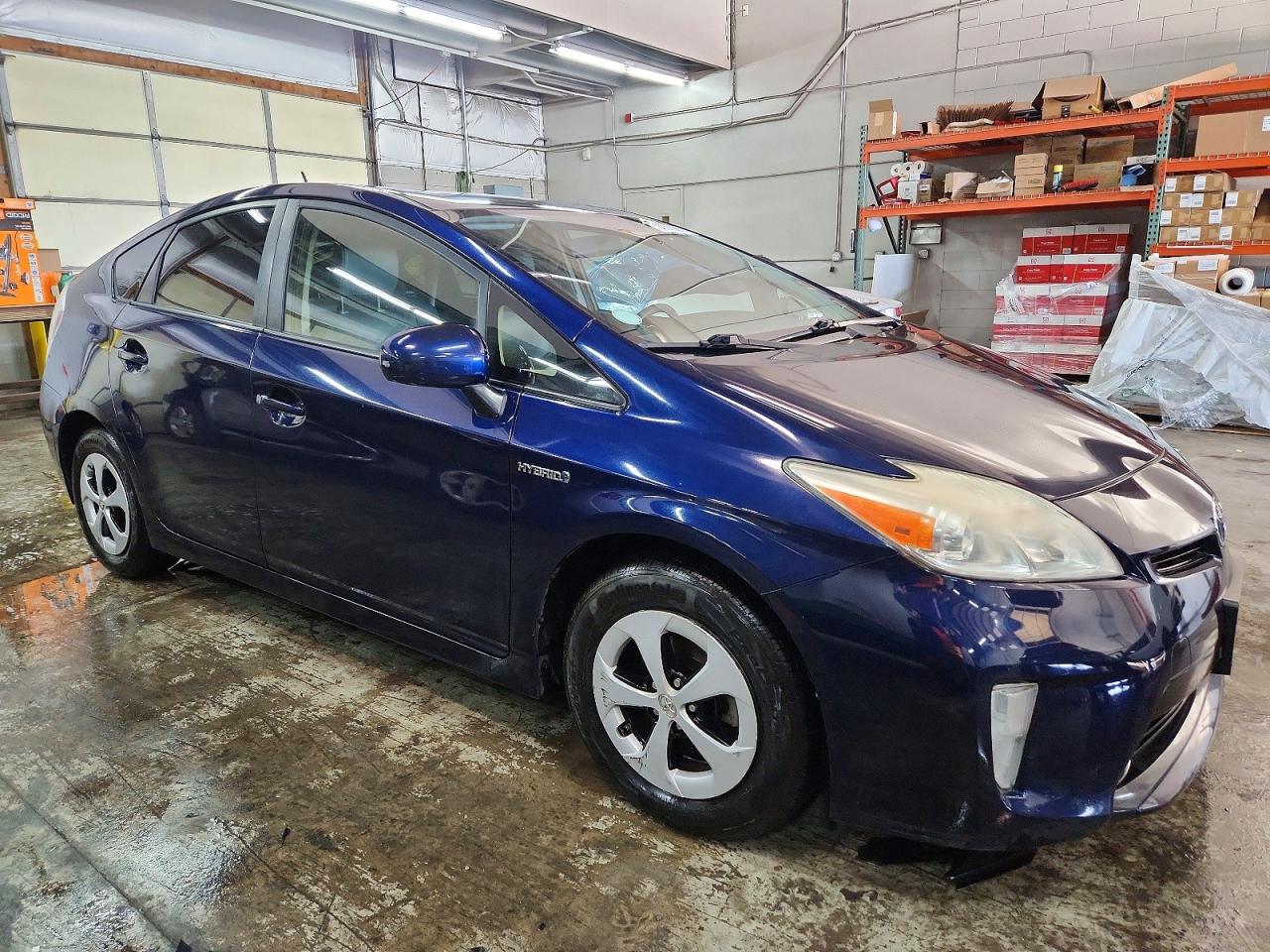2013 TOYOTA PRIUS TWO photo 7