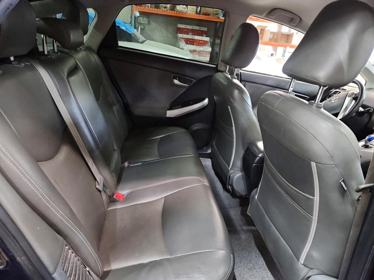 2013 TOYOTA PRIUS TWO photo 19