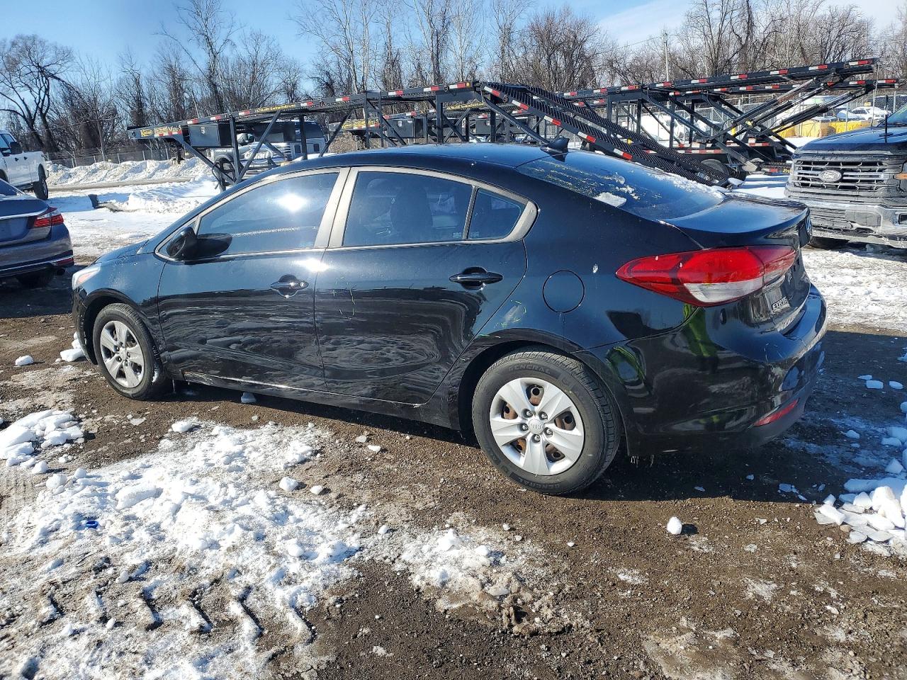 2018 KIA FORTE LX photo 4