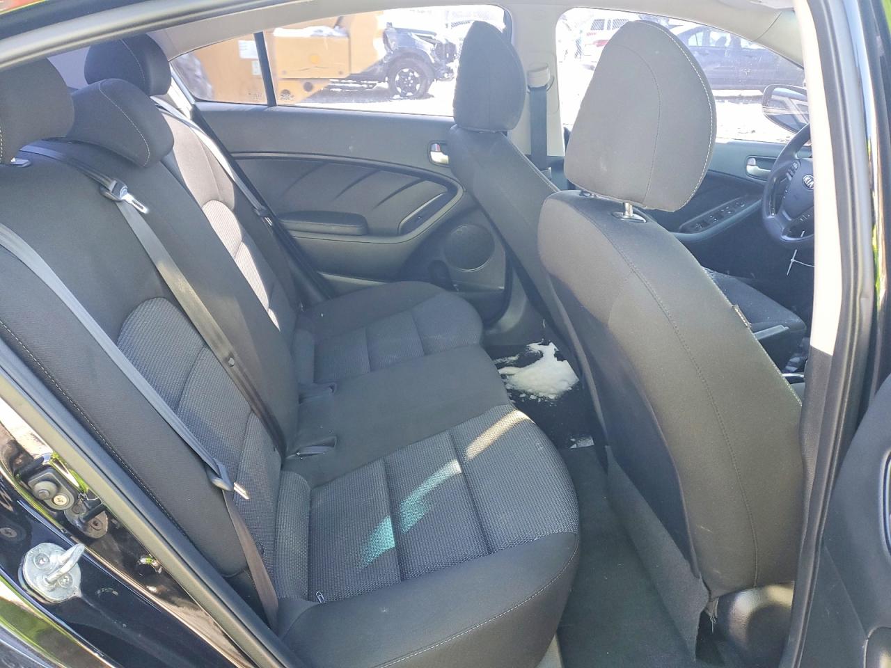 2018 KIA FORTE LX photo 28