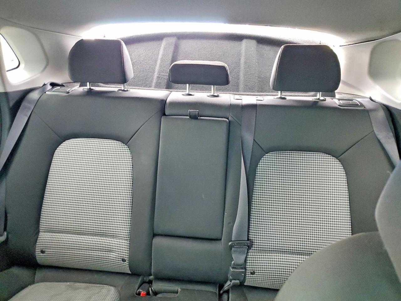 2020 HYUNDAI KONA SEL PLUS photo 28