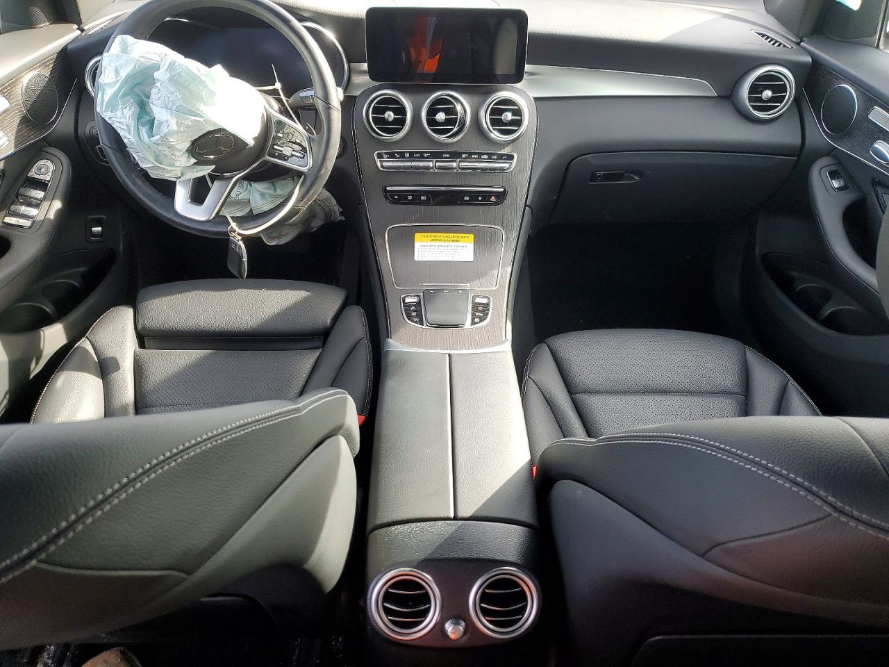 2022 MERCEDES-BENZ GLC 300 4MATIC photo 8