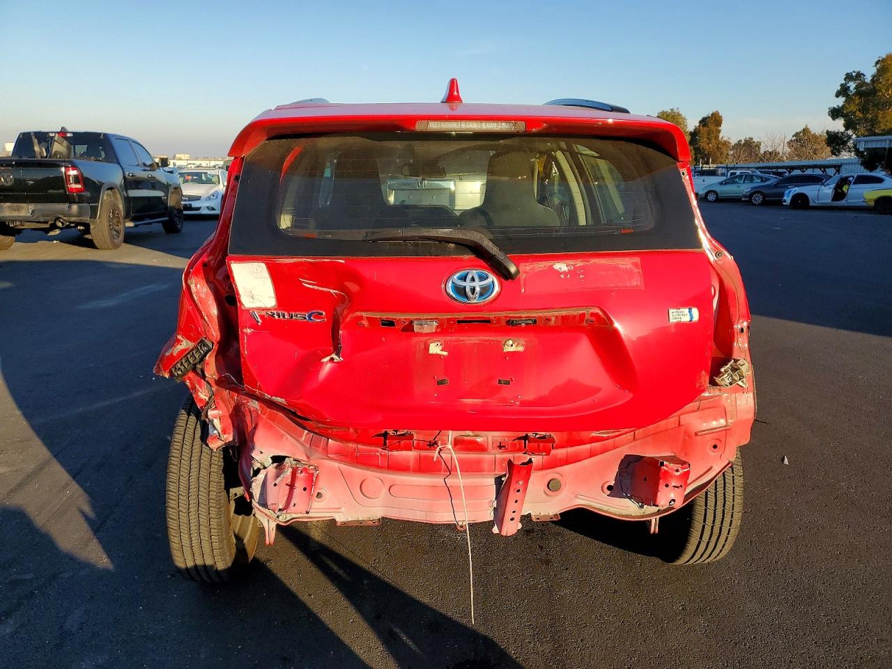 2018 TOYOTA PRIUS C photo 6