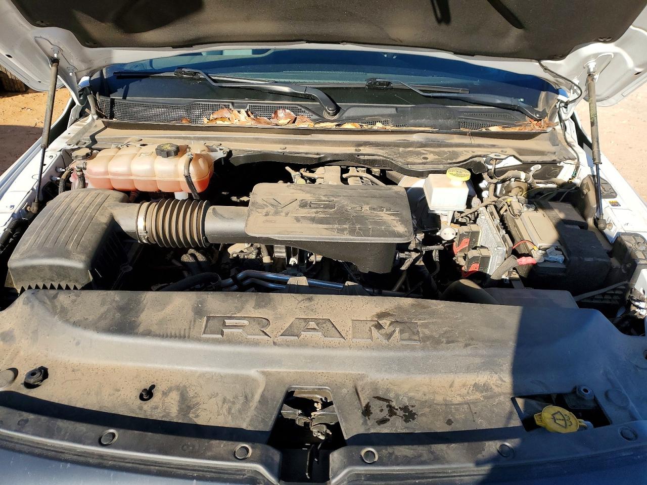 2023 RAM 1500 TRADESMAN photo 21