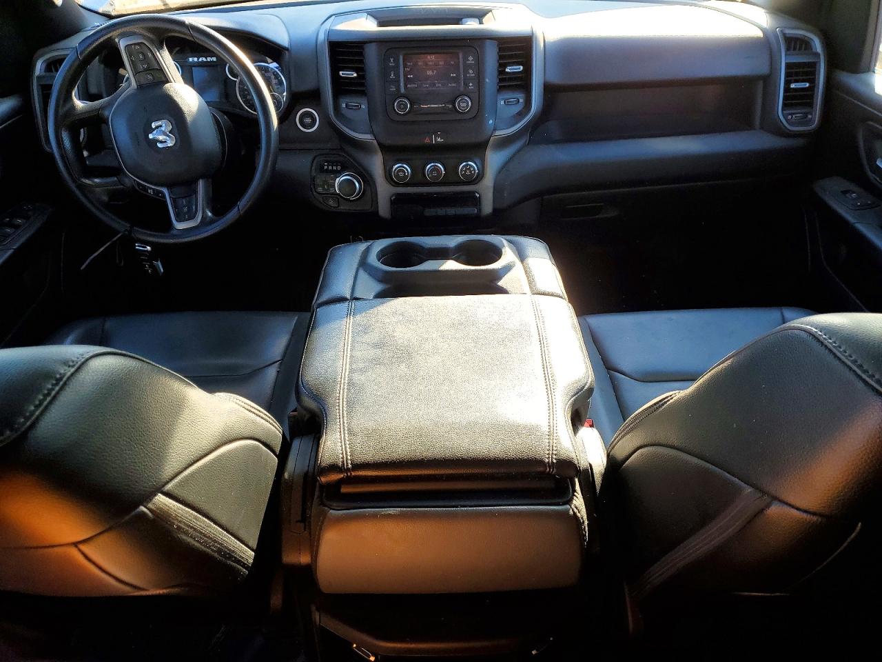 2023 RAM 1500 TRADESMAN photo 15