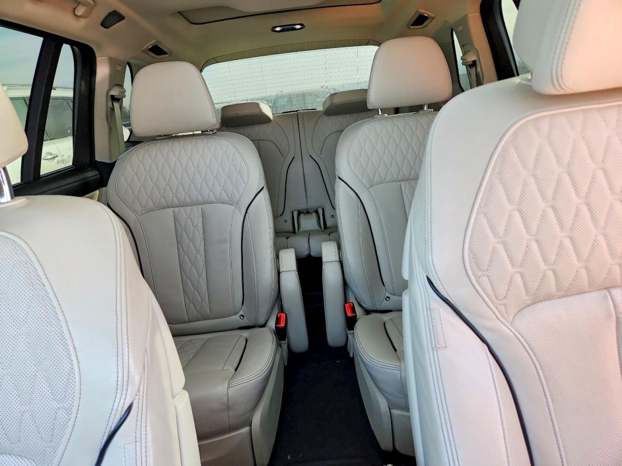 2019 BMW X7 XDRIVE50I photo 28