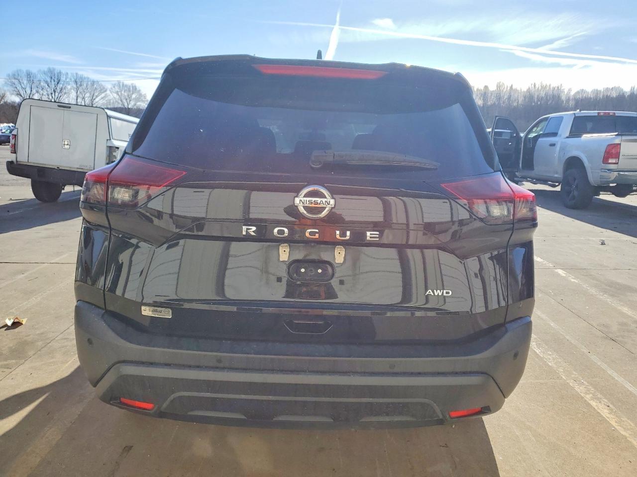 2021 NISSAN ROGUE S photo 6