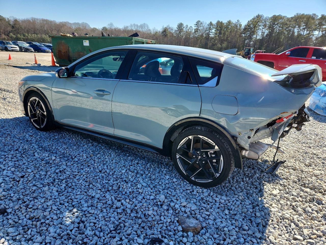 2025 KIA K4 GT LINE photo 2