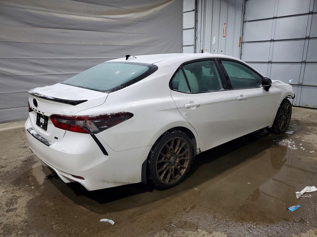 2023 TOYOTA CAMRY SE NIGHT SHADE photo 3