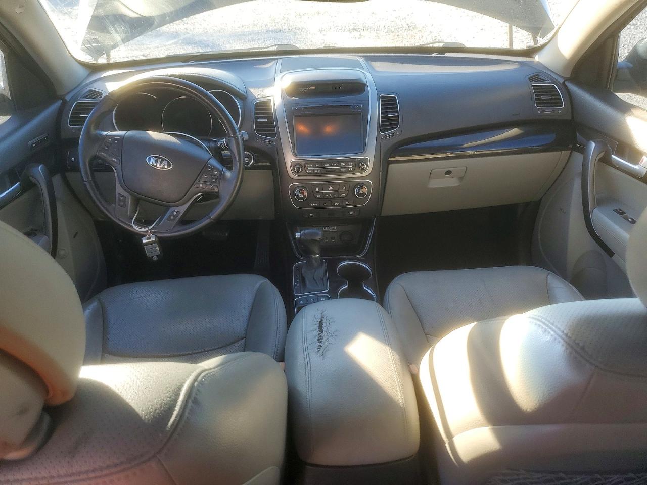 2015 KIA SORENTO SX photo 15
