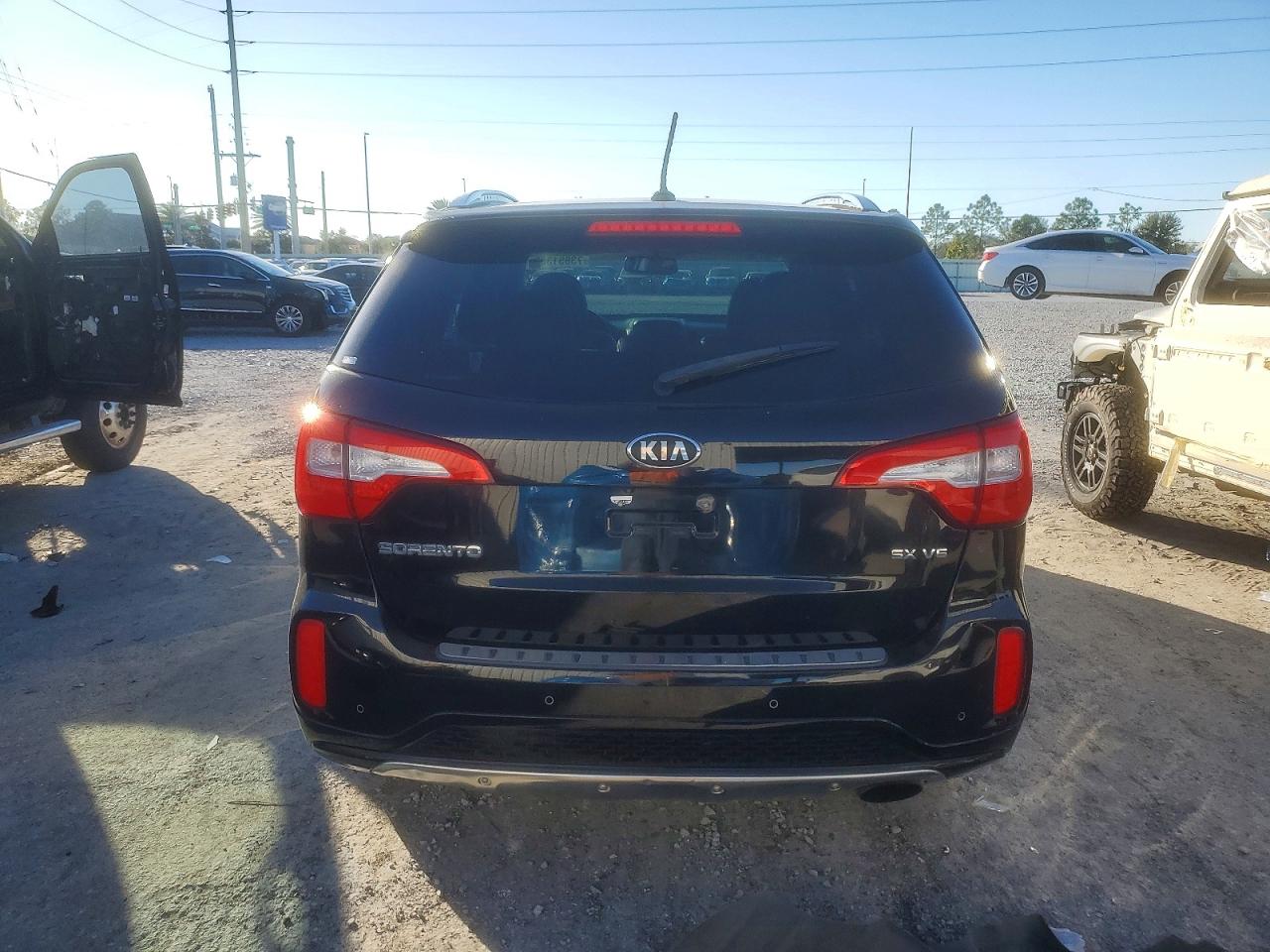 2015 KIA SORENTO SX photo 11