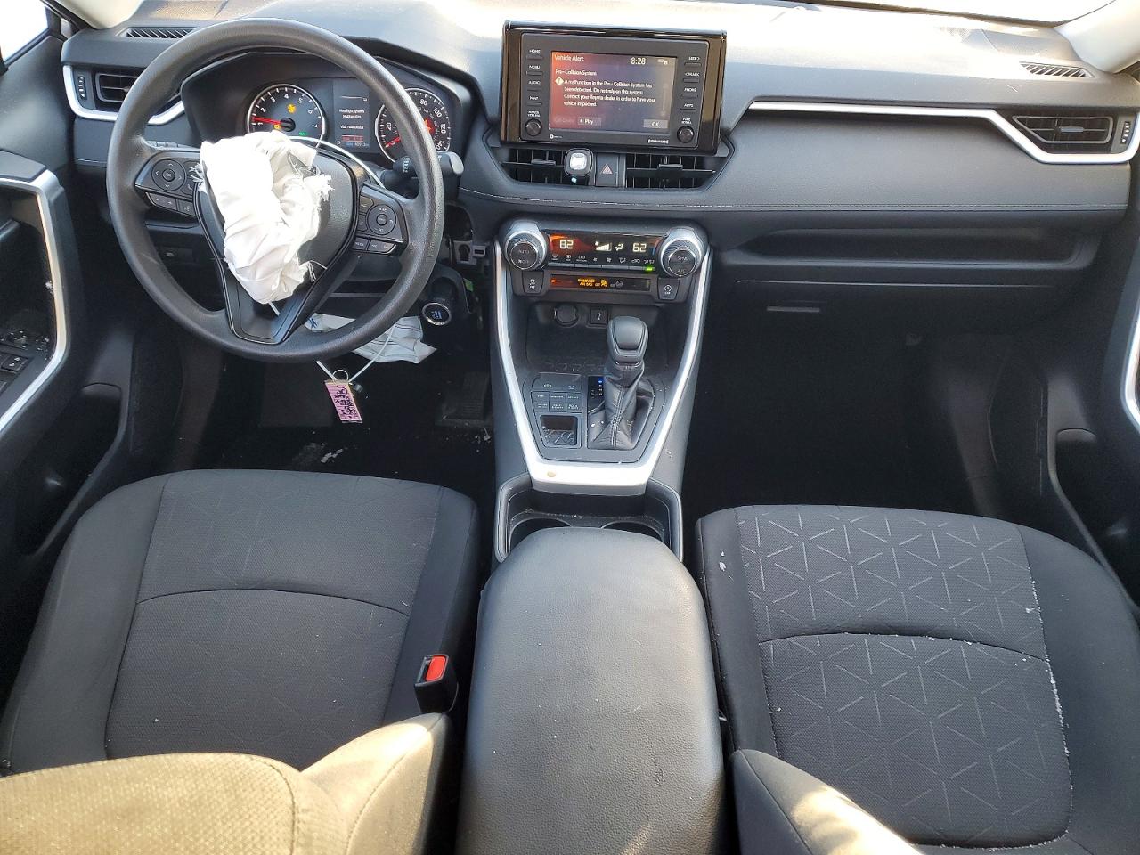 2021 TOYOTA RAV4 XLE photo 8