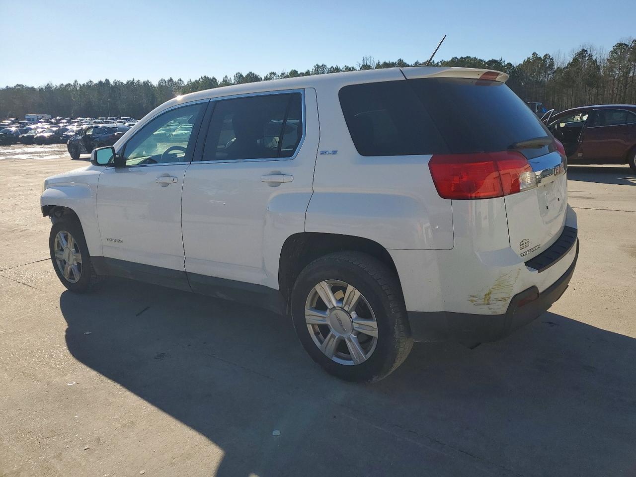 2015 GMC TERRAIN SLE photo 4
