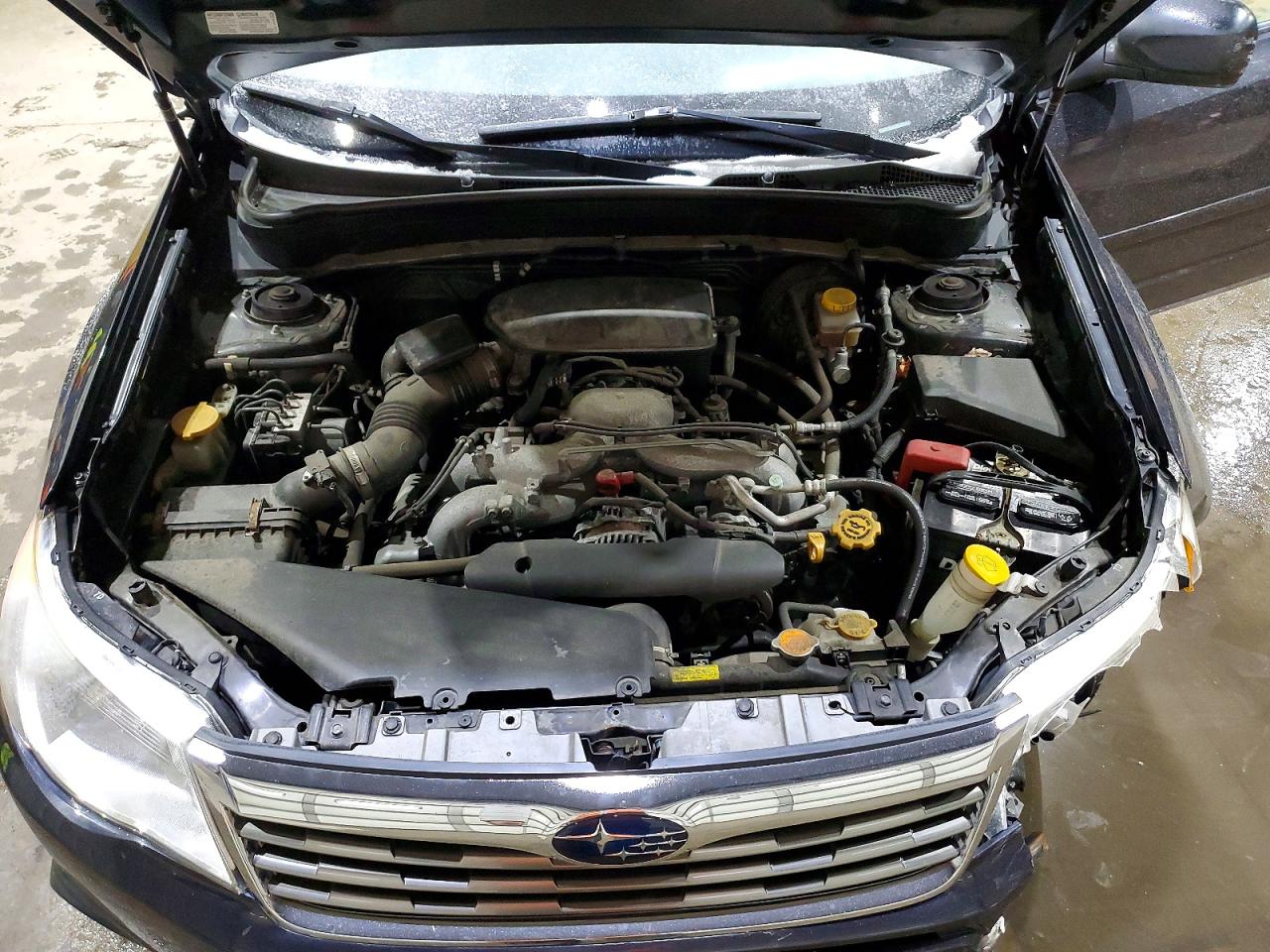 2010 SUBARU FORESTER XS photo 12