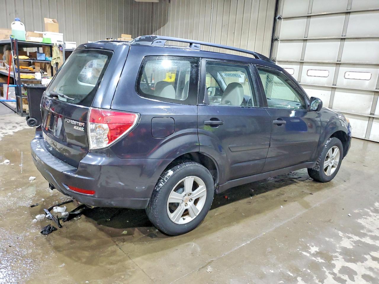 2010 SUBARU FORESTER XS photo 3