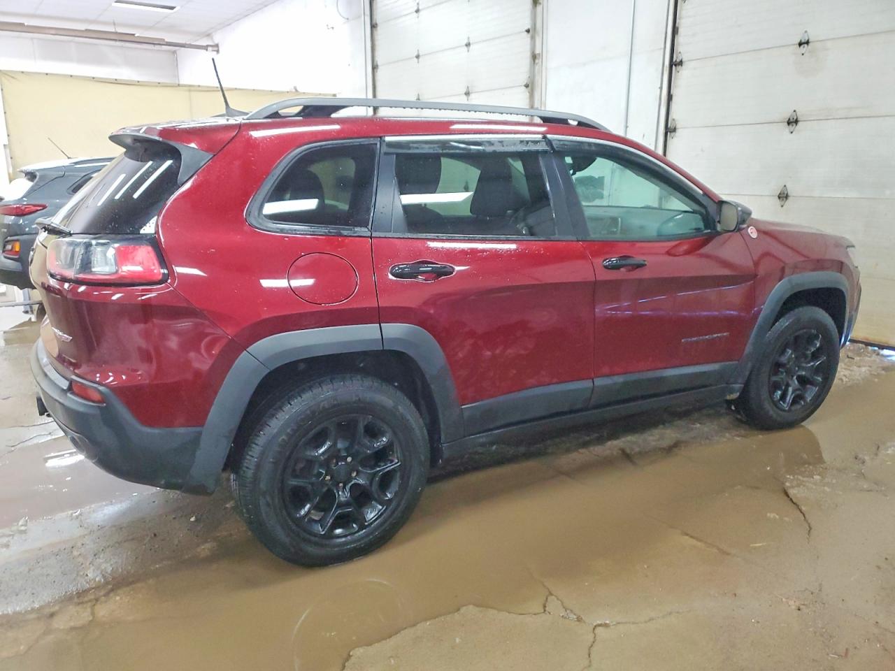 2019 JEEP CHEROKEE TRAILHAWK photo 5