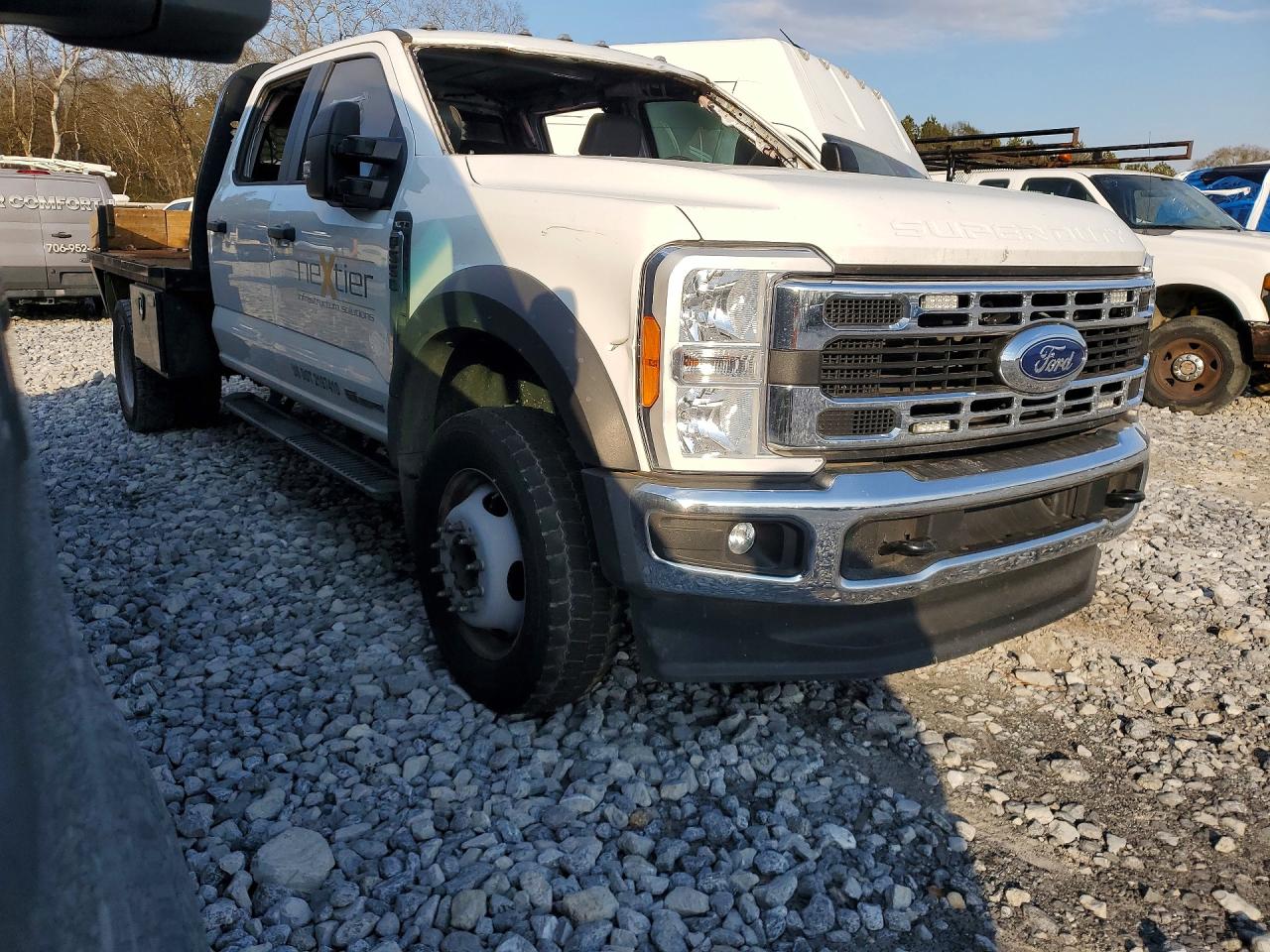 2023 FORD F550 SUPER DUTY FLATBED TRUCK photo 4