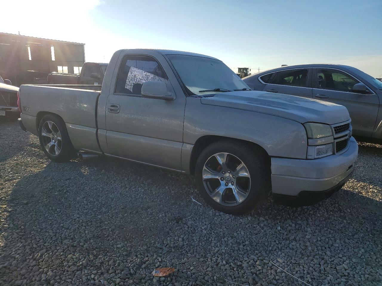 2004 CHEVROLET SILVERADO K1500 photo 4