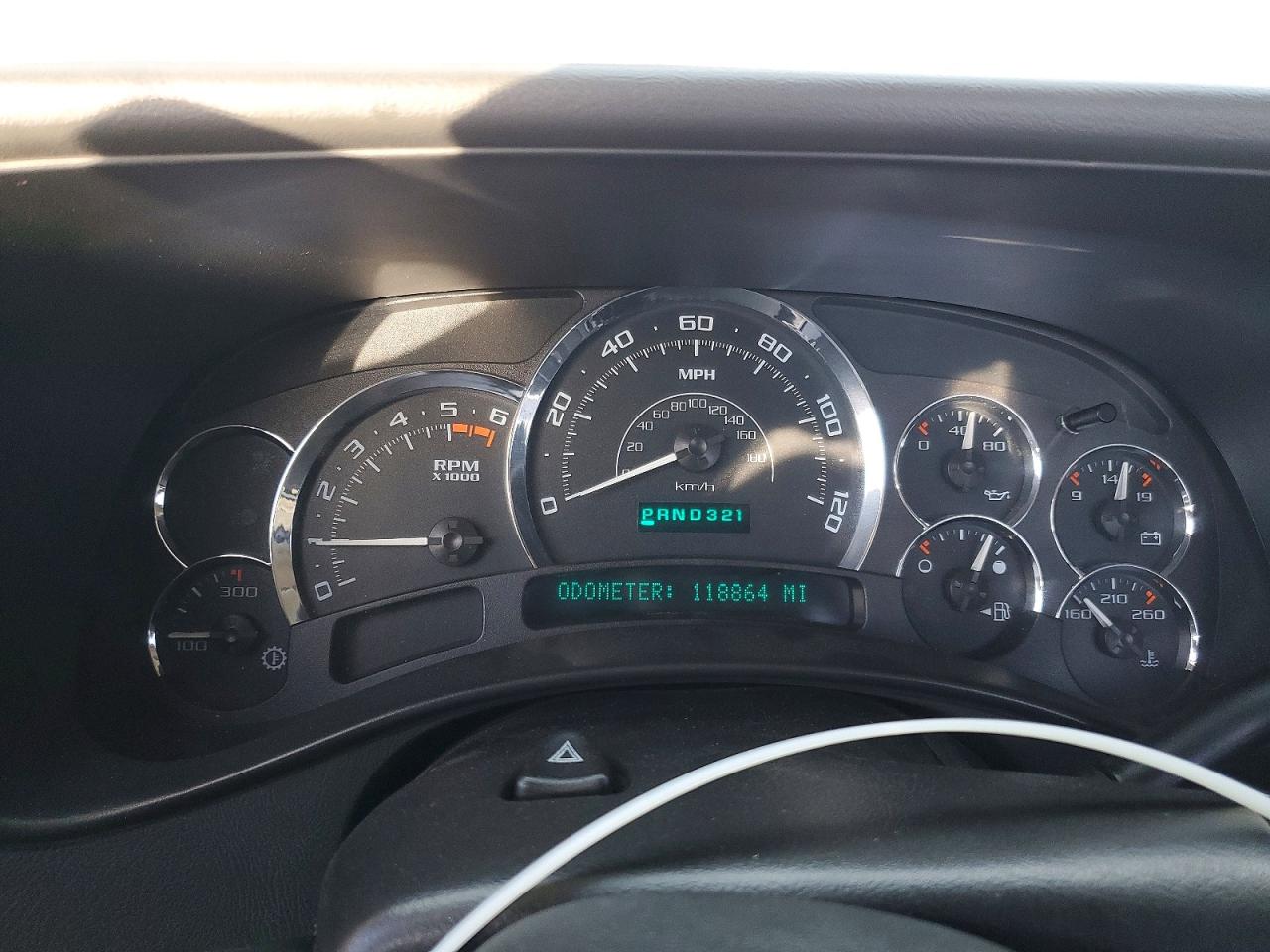 2004 CHEVROLET SILVERADO K1500 photo 9