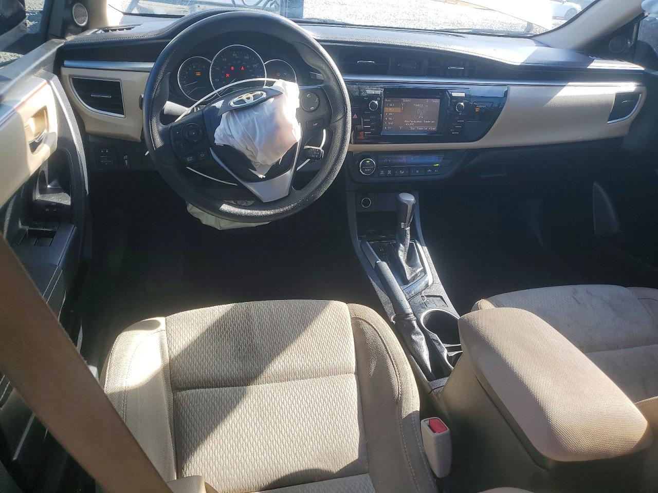 2016 TOYOTA COROLLA LE photo 15