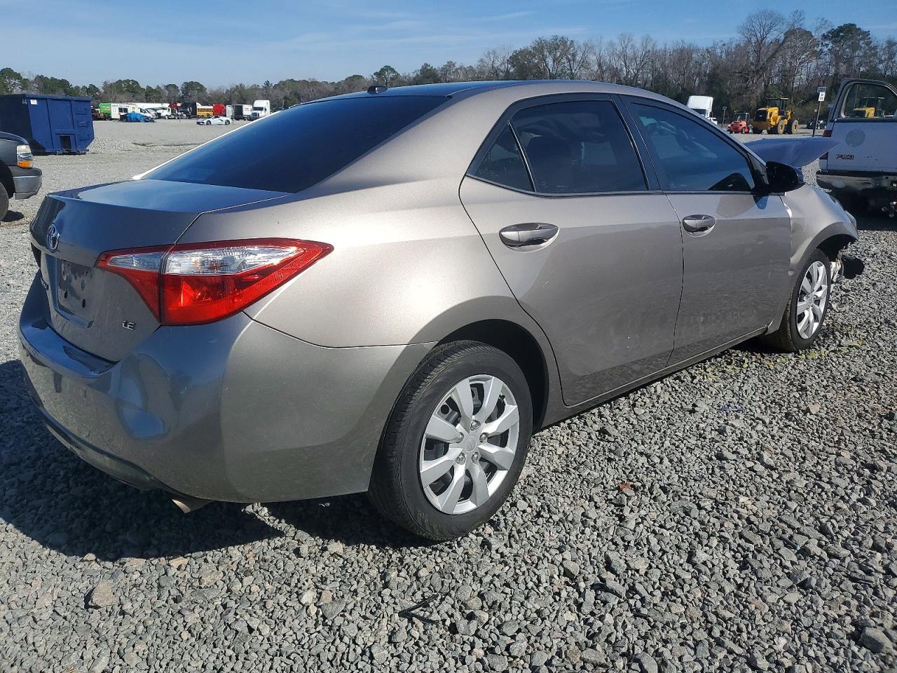 2016 TOYOTA COROLLA LE photo 5